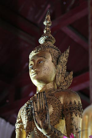 Deity at Wat Na Phramen, Ayutthaya